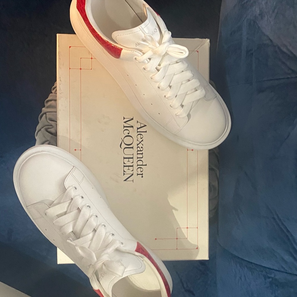Alexander McQueen leather platform sneakers